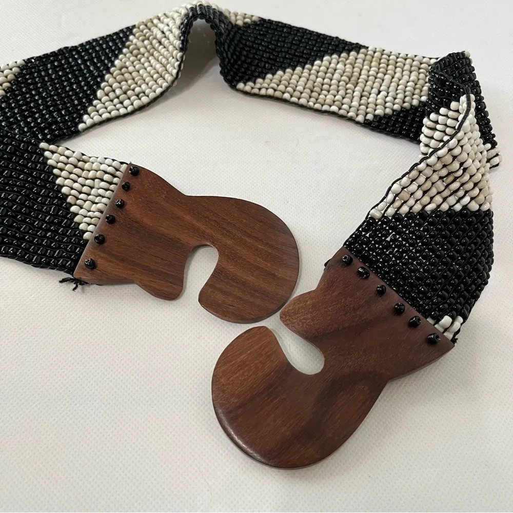 Stretchy Wide Beaded Wooden Buckle Belt